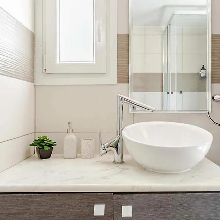 Apartman Luxury Designer Loft In The Heart Of Limassol