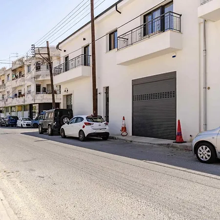 Luxury Designer Loft In The Heart Of